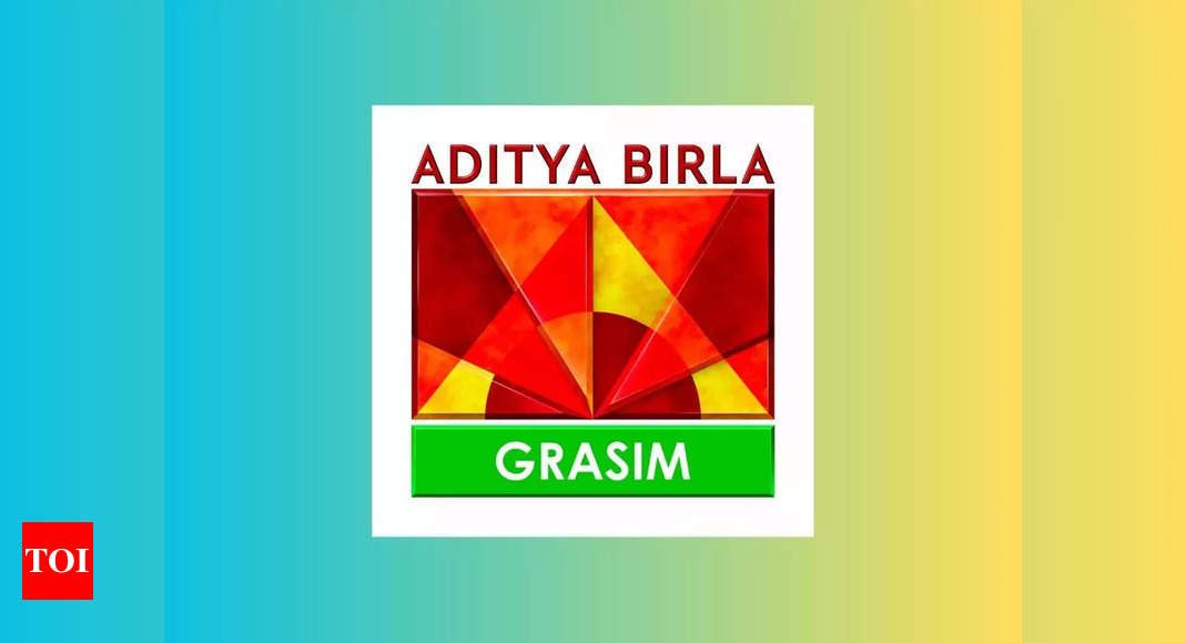 Grasim Industries profit decreases to 45.6 % to Rs 1,100 crore in Q2 - Times of India