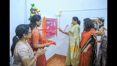 Govt installs sanitary napkins vending machine in secretariat