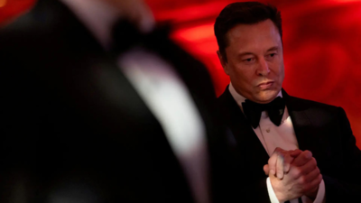 Massive clash between Elon Musk and Trump aide at Mar-a-Lago dinner table. Reason is...