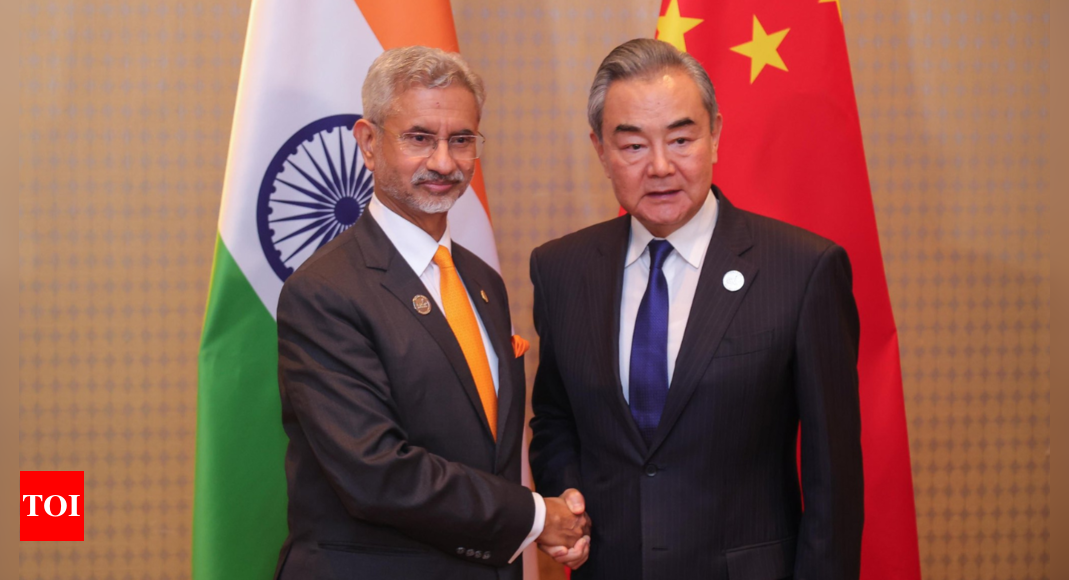 China-India Relations: Jaishankar and Wang Yi Discuss Disengagement at G20 Summit