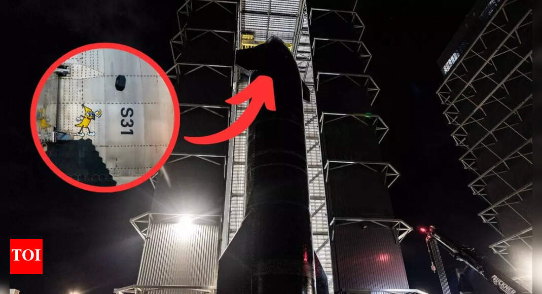 SpaceX adds a ‘banana sticker’ to Starship before key test launch—here ...