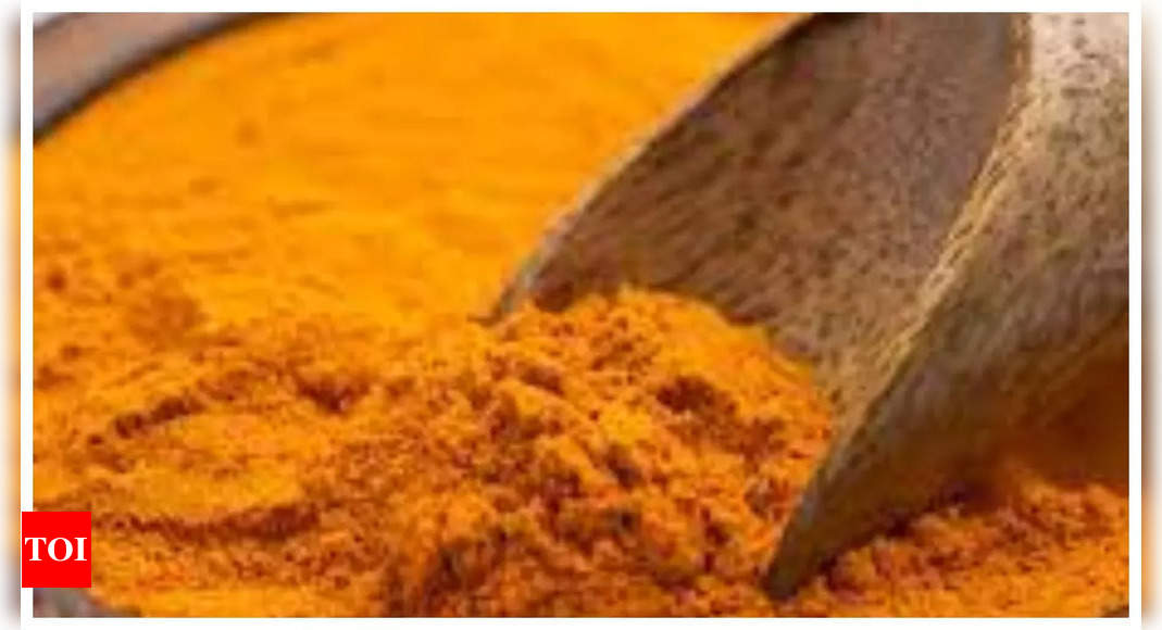 Turmeric Side Effects: 6 side effects of having too much turmeric and what is the right amount to consume | - Times of India