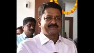 Andhra Pradesh, Telangana working to resolve bifurcation issues: minister