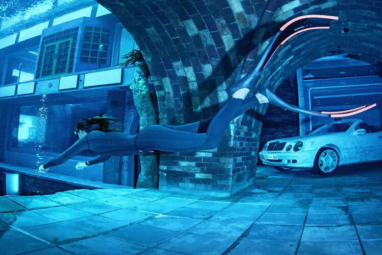 The World's Deepest Pool &ndash; Deep Dive Dubai