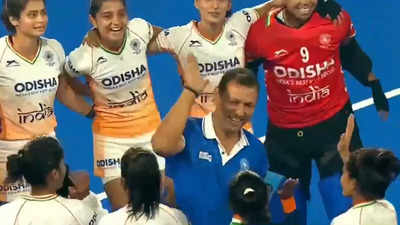  Coach Harendra, women's hockey team celebrate in style after becoming ACT champions