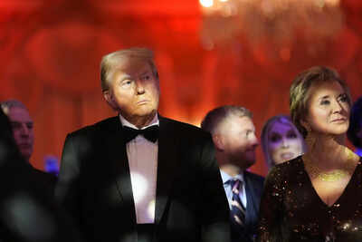 Did Linda McMahon’s Donations to Trump’s Campaign Influence Her Role in His Super PAC?
