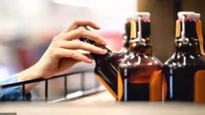 Liquor stores see surge in sales ahead of polling day ban in Pune