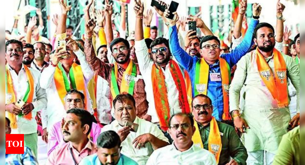 Maharashtra election results: With 'Sajag raho' campaign, Sangh Parivar drives BJP-led juggernaut thumbnail