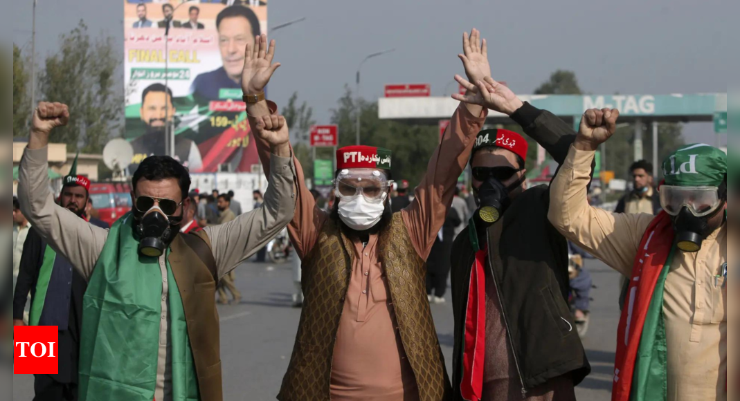 Pakistan protests: PTI supporters continue march towards Islamabad demanding leader Imran Khan’s release – Times of India