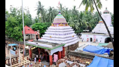 Majhi orders timely completion of Jajpur temple’s beautification project