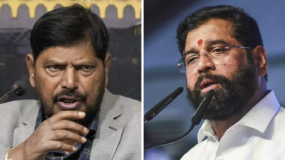 'Take two steps back': Athawale's advise to Eknath Shinde as speculation over Maharashtra CM post grows