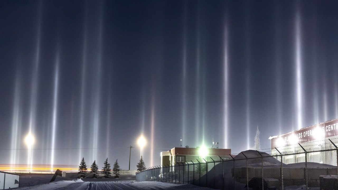 Why Alberta's freezing night sky lit up with dazzling light