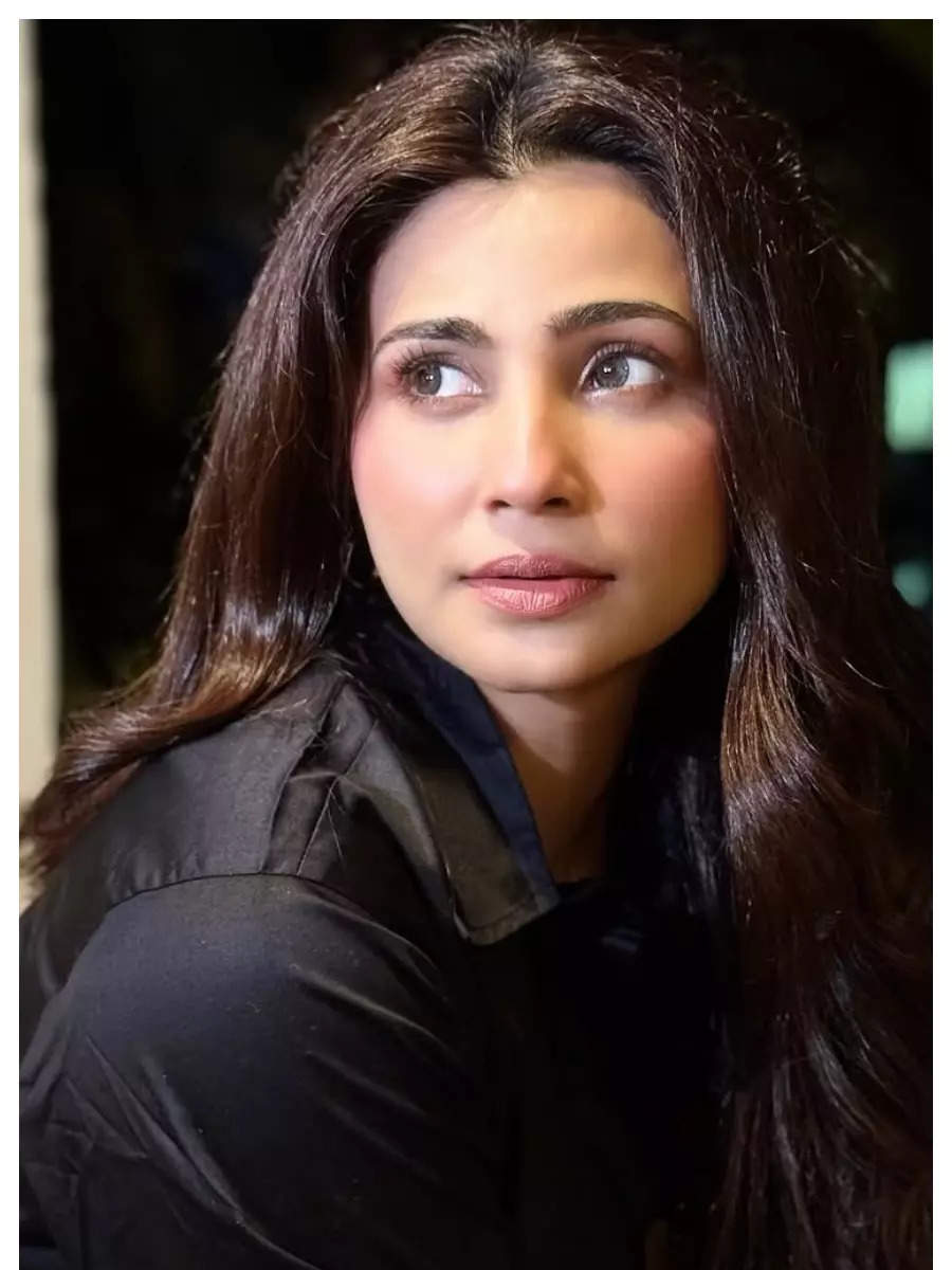 Charming pictures of Daisy Shah | Times of India