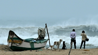 Chennai braces for Cyclone Fengal: EMRI sets up control centre in Pudukottai for uninterrupted emergency services