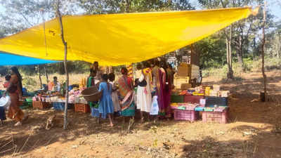 Biz beats bullets: Abujhmarh haat reopens after 30 years, families back home