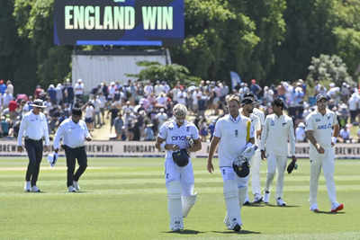 England smash record for fastest 100-plus run chase in Test history against New Zealand