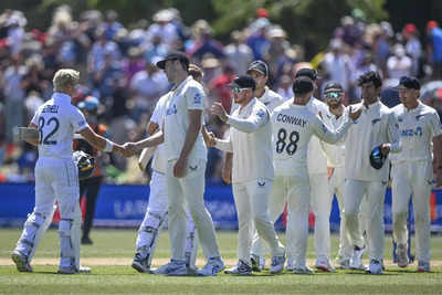  India maintain top spot, New Zealand's final hopes dented