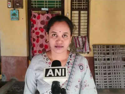 Telangana Girl Bags Three Government Jobs Through Self-Preparation, Aims for IAS