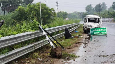 Cyclone Fengal Hits Tamil Nadu: Slowest in 50 Years, Record Rainfall  Expected | Chennai News - Times of India