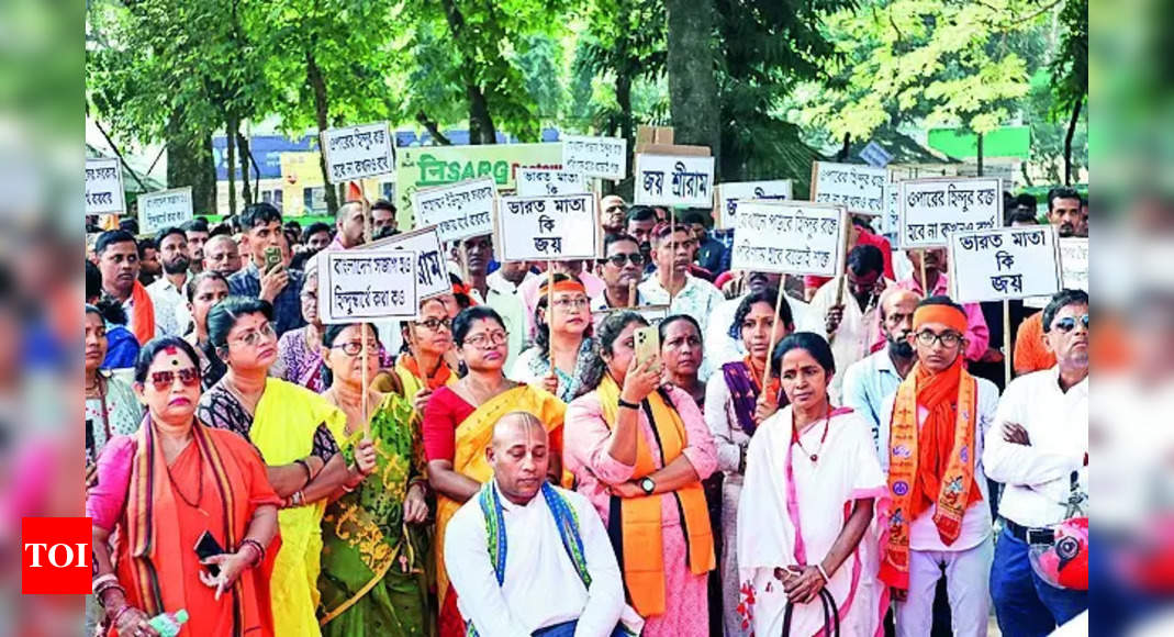 Iskcon-Guwahati Stands By Arrested Monk Chinmoy Das Amidst Bangladesh ...