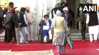 Sukhbir Singh Badal arrives at the Golden Temple in Amritsar on the first day of penance