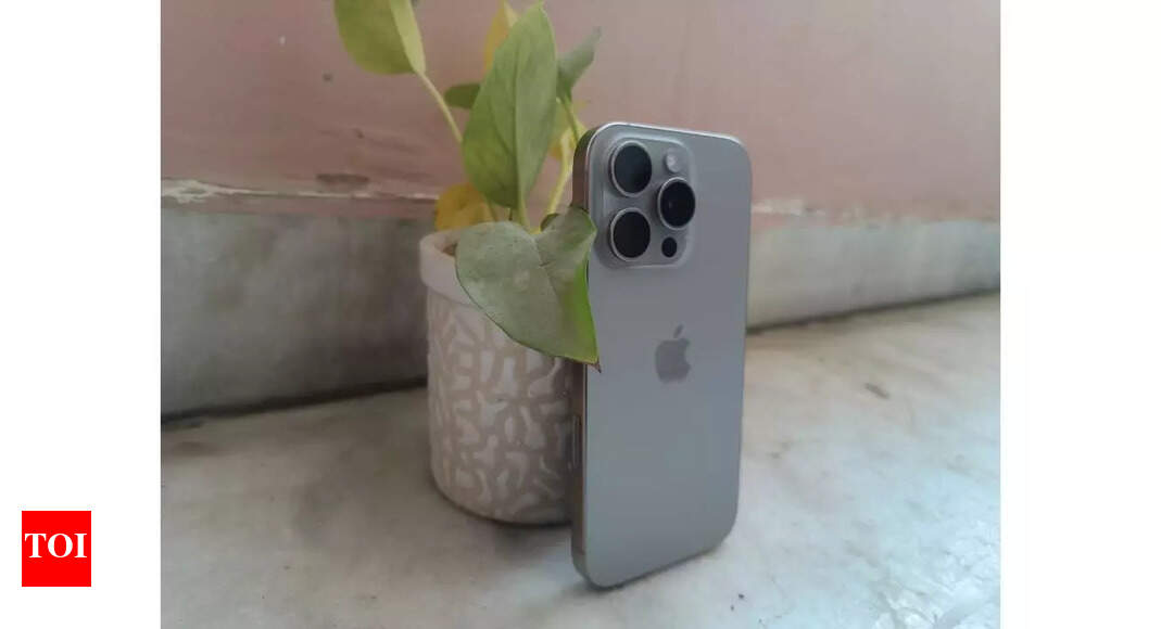 IPHONE 16 PRO REVIEWS FEATURES AND PRICE visual data 8