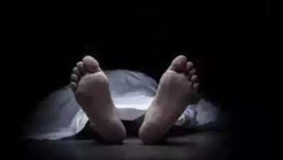 Live-in partners end life in Vizag apartment