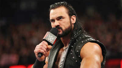 Fans REACT to Drew McIntyre's Return to WWE Monday Night Raw