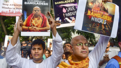 No lawyer shows up for monk in Bangladesh court; 70 Hindu lawyers 'falsely sued' to block defence