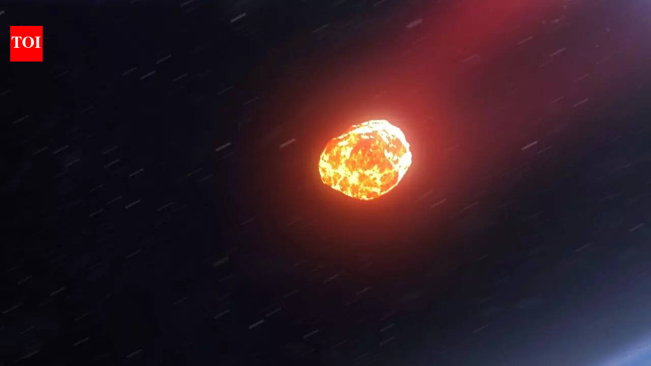 Watch: Asteroid collides with the Earth, creates fireball over this ...