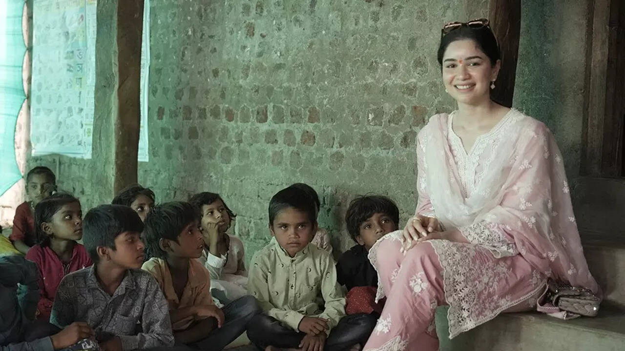 Sara Tendulkar joins Sachin Tendulkar Foundation as Director | Off the  field News - Times of India