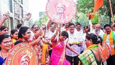 Elated BJP workers now eye BMC polls, aim for triple engine govt