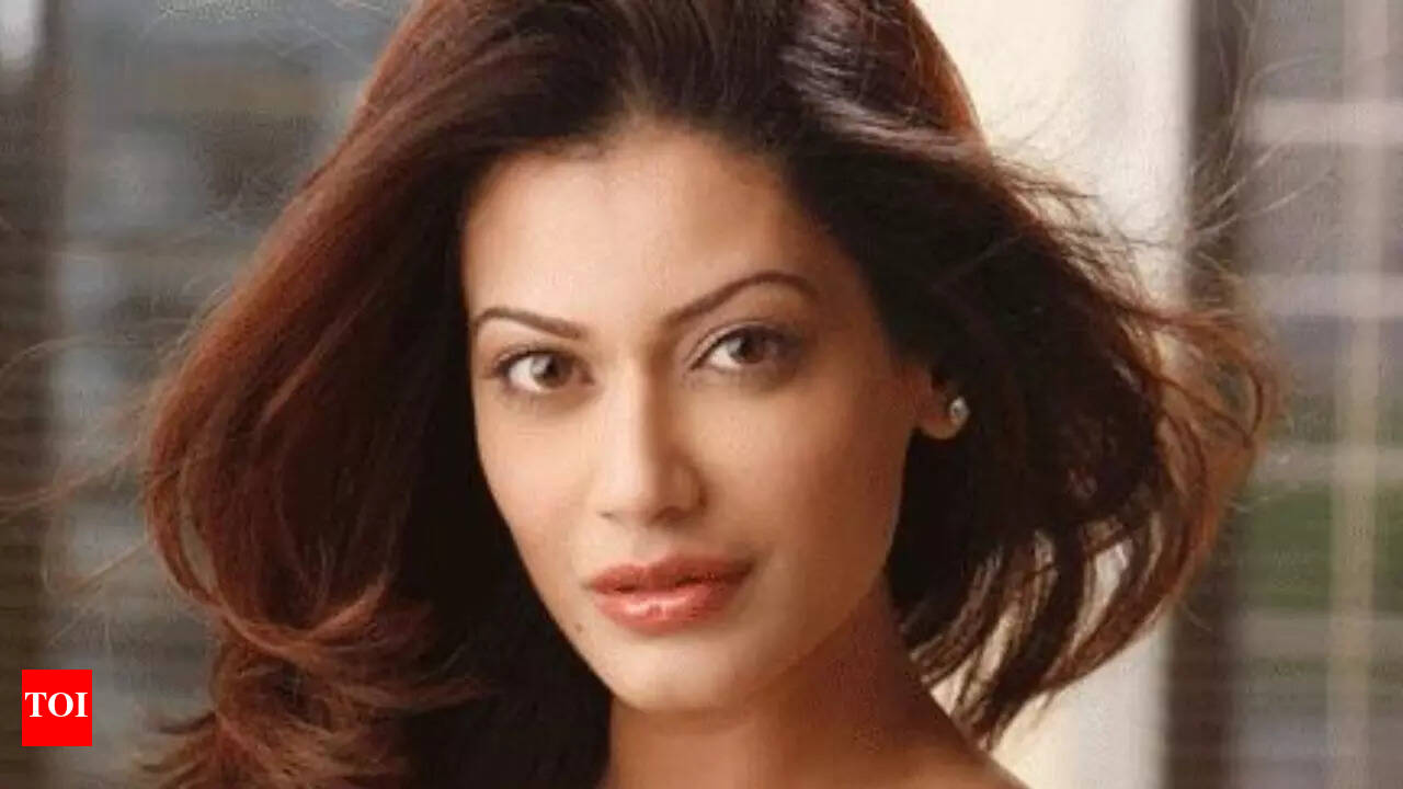 Dysfonctionnement De Payal Rohatgi Payal Rohatgi News IMDb