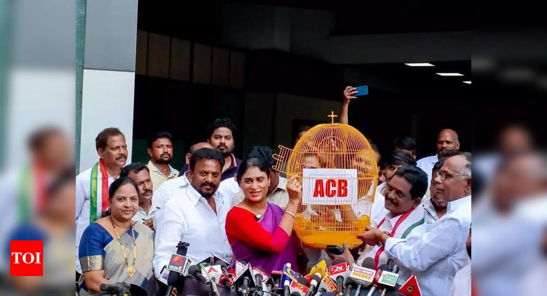 State govt has caged ACB, says Sharmila