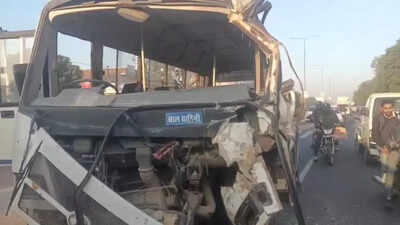 Students Injured in School Bus and Truck Collision on Kalwar Road ...