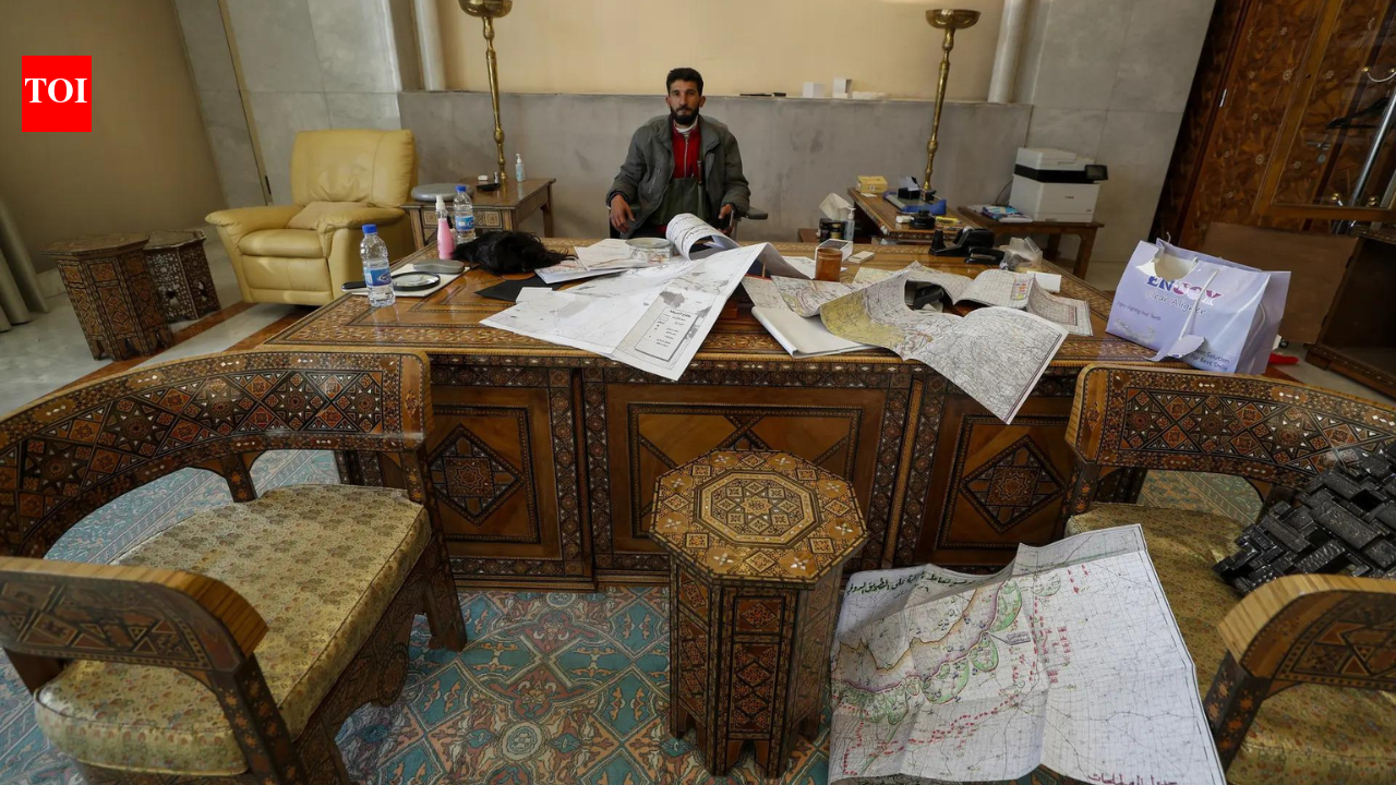 Syrian rebels raid Assad’s presidential palace: A peek inside ousted ...