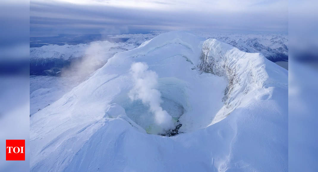 Alaska earthquake: Aleutian Islands hit by 'swarm' of earthquakes