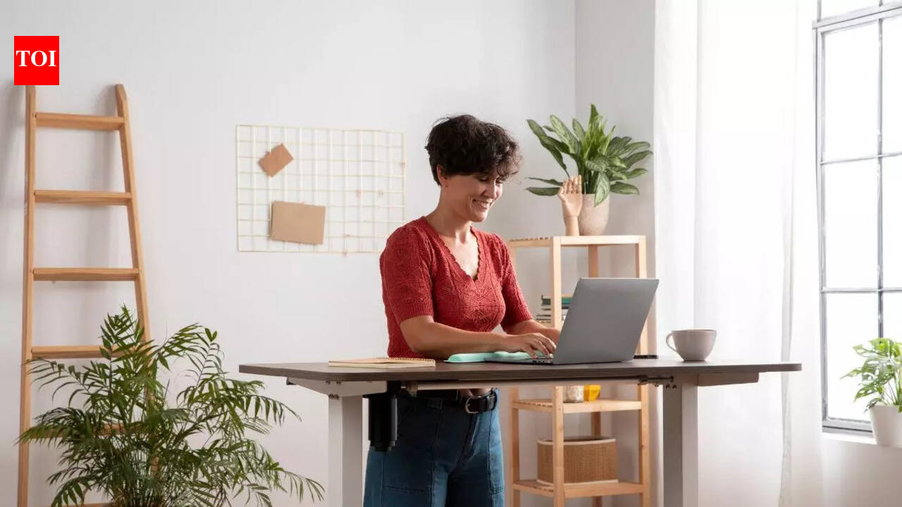 Standing Desk: Best Standing Desks For A Comfortable And Healthy ...