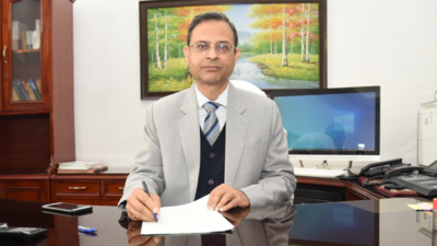 Revenue secretary Sanjay Malhotra appointed new RBI governor