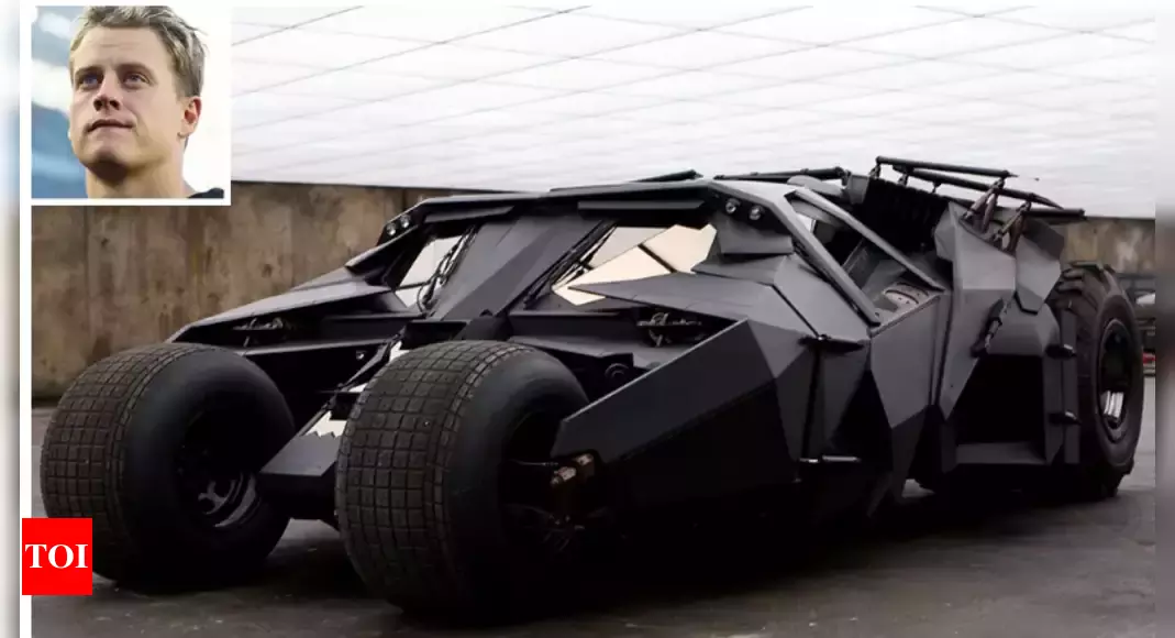 Joe Burrow Batmobile: Joe Burrow Goes Full Batman with $2.9M Batmobile ...