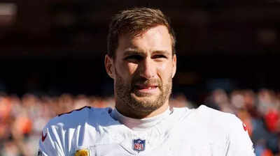 The Atlanta Falcons’ playoff hopes are on the line as Kirk Cousins