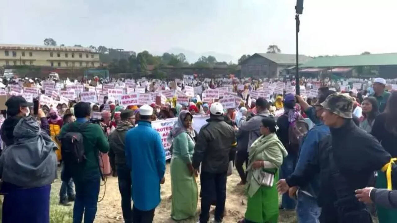 Mass Protest in Manipur Calls for Repeal of AFSPA on Human Rights Day | -  Times of India