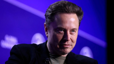 Elon Musk se torna a primeira pessoa a ultrapassar um patrimônio líquido de US$ 400 bilhões: Relatório