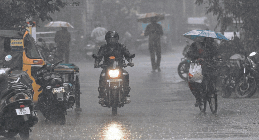 Tamil Nadu Weather Highlights: IMD upgrades alert to 'orange' for Chennai and neighbouring districts, several flights delayed - The Times of India