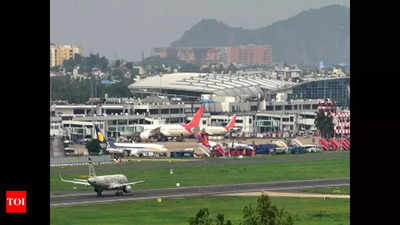 Technical glitch delays flights from Chennai to Kochi and Mumbai