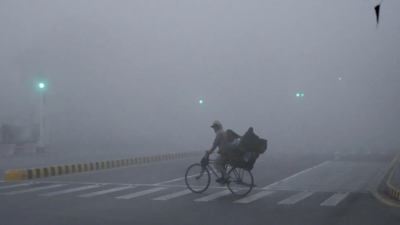 Respiratory illnesses soar in Pakistan as dust pollution and poverty worsen health crisis