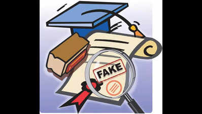 UP cops probe Sambhajinagar links in fake LLB degrees