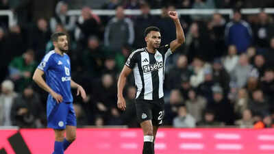 Jacob Murphy - Sự Kiên Trì và Đam Mê Trên Sân Cỏ