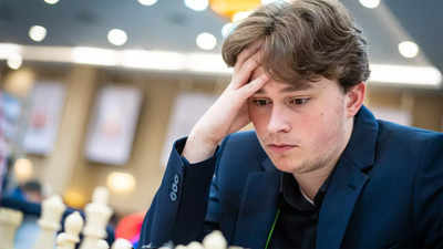 After opening game defeat, German second Vincent Keymer worked on opening variations