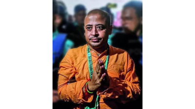 Bangladeshi lawyer of Iskcon monk in India for treatment